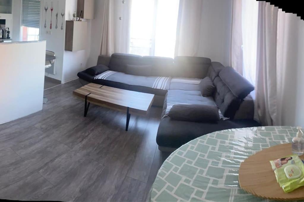 Appartement Aeroport Orly Athis-Mons Exteriör bild